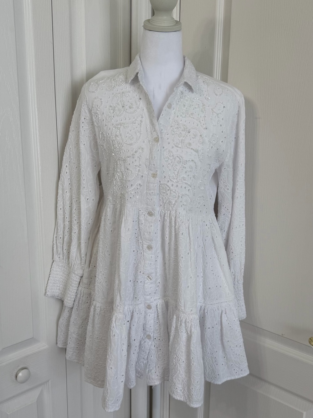 White Eyelet Tiered Button-Front Long Sleeve Dress